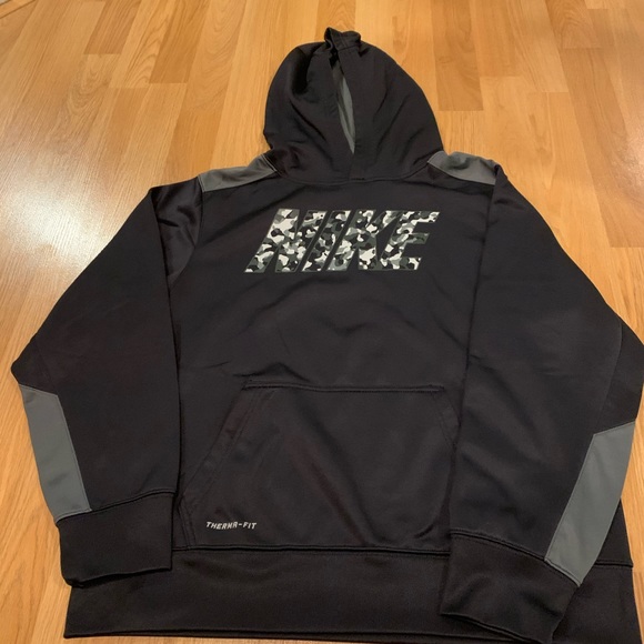 Nike Other - Nike Therma-Fit Sweatshirt